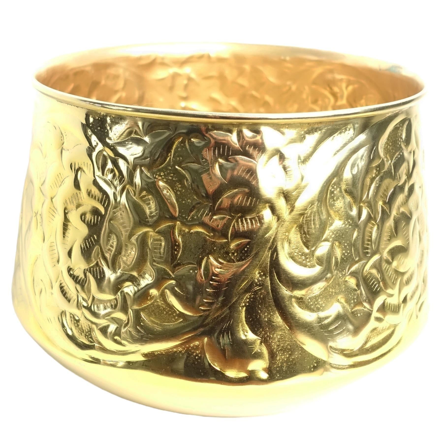 18cm Gold Swirl Metal Planter by Botanik - Premium Quality