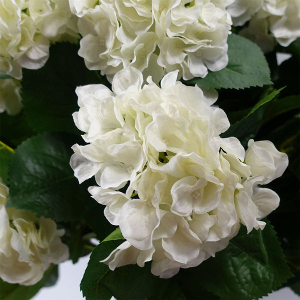 Leaf 70cm Artificial White Bush Hydrangea Plant Potted