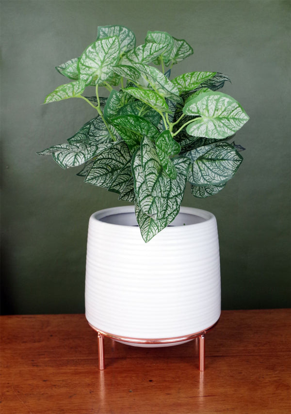 18cm White Ceramic Planter Metal