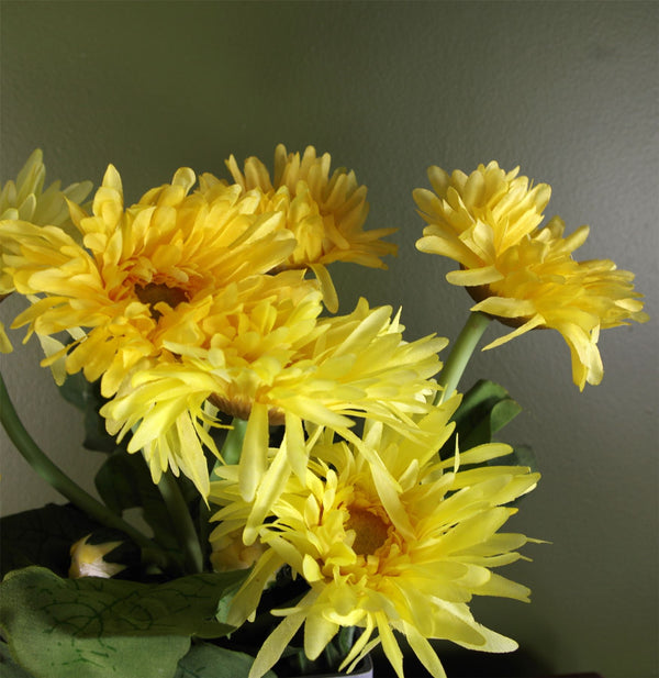 Artificial Daisy Plant Yellow