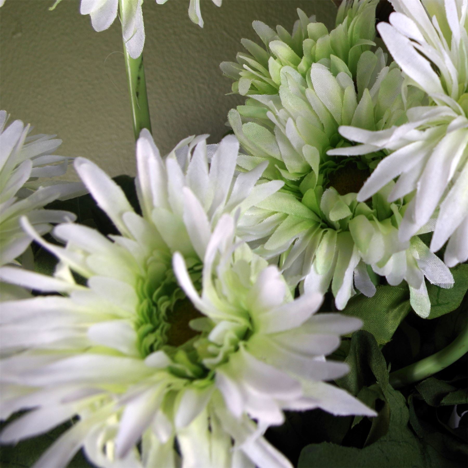 Artificial Daisy Plant White