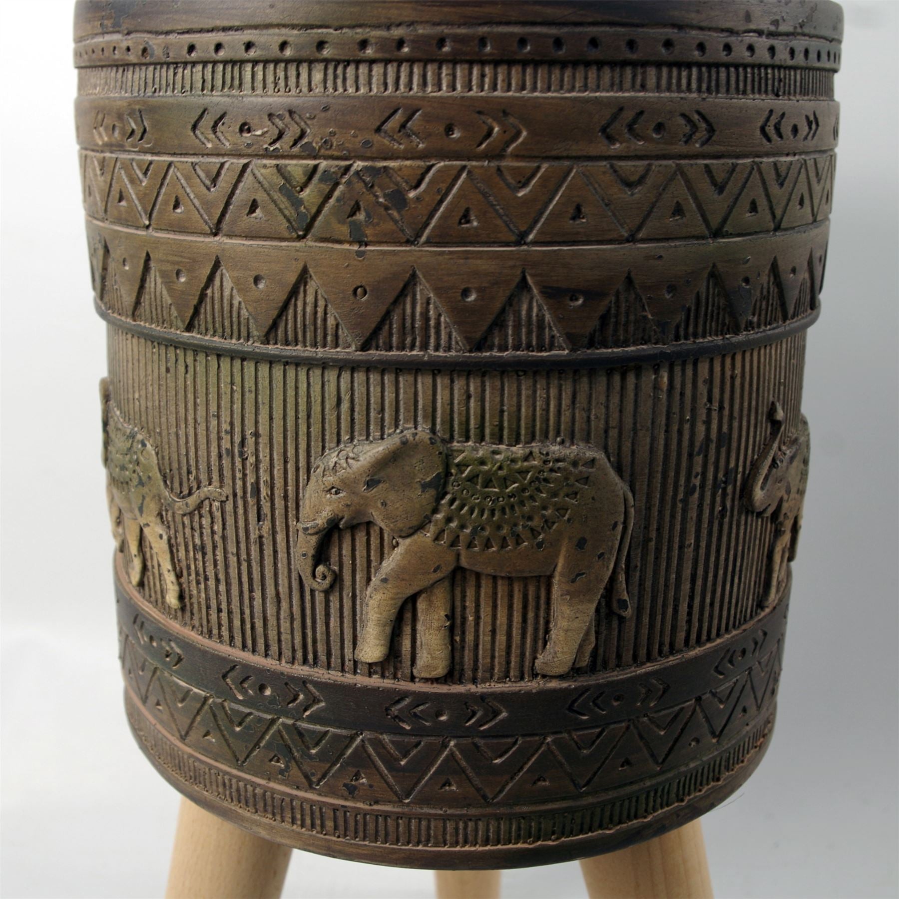 Planters Plant Pots Z i Elephant Composite 40cm x 21.5cm